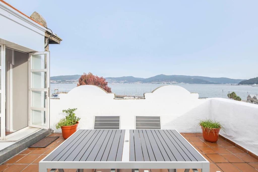 Centrico Atico Frente Al Mar Apartment Vigo Bagian luar foto